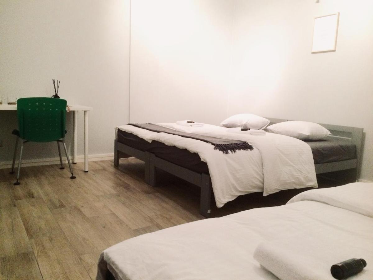 Fractal Guest Rooms - Poznan Centrum Andersia Square & Old Town Quarto foto