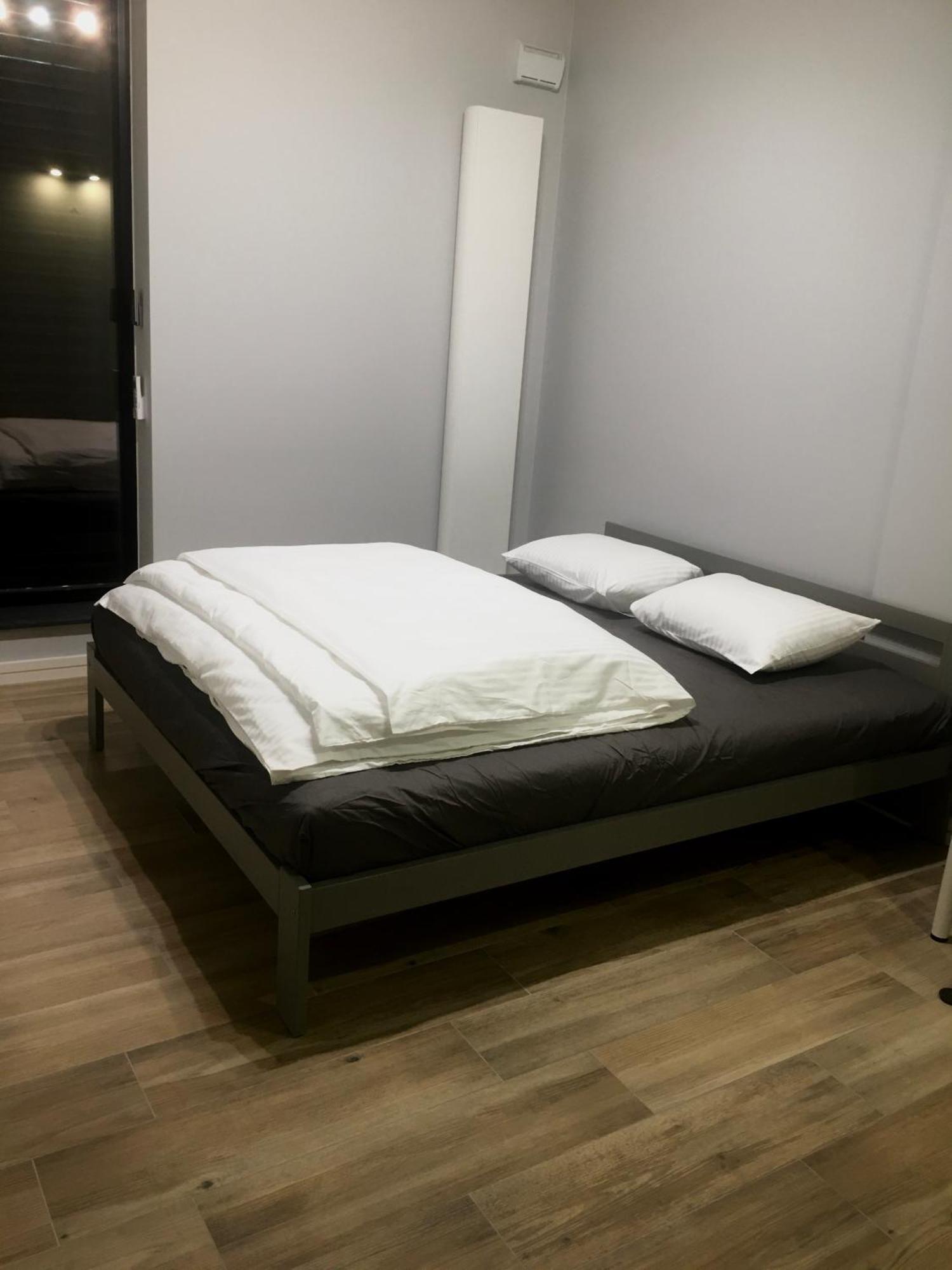 Fractal Guest Rooms - Poznan Centrum Andersia Square & Old Town Quarto foto