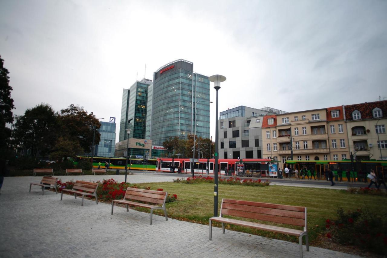 Fractal Guest Rooms - Poznan Centrum Andersia Square & Old Town Exterior foto